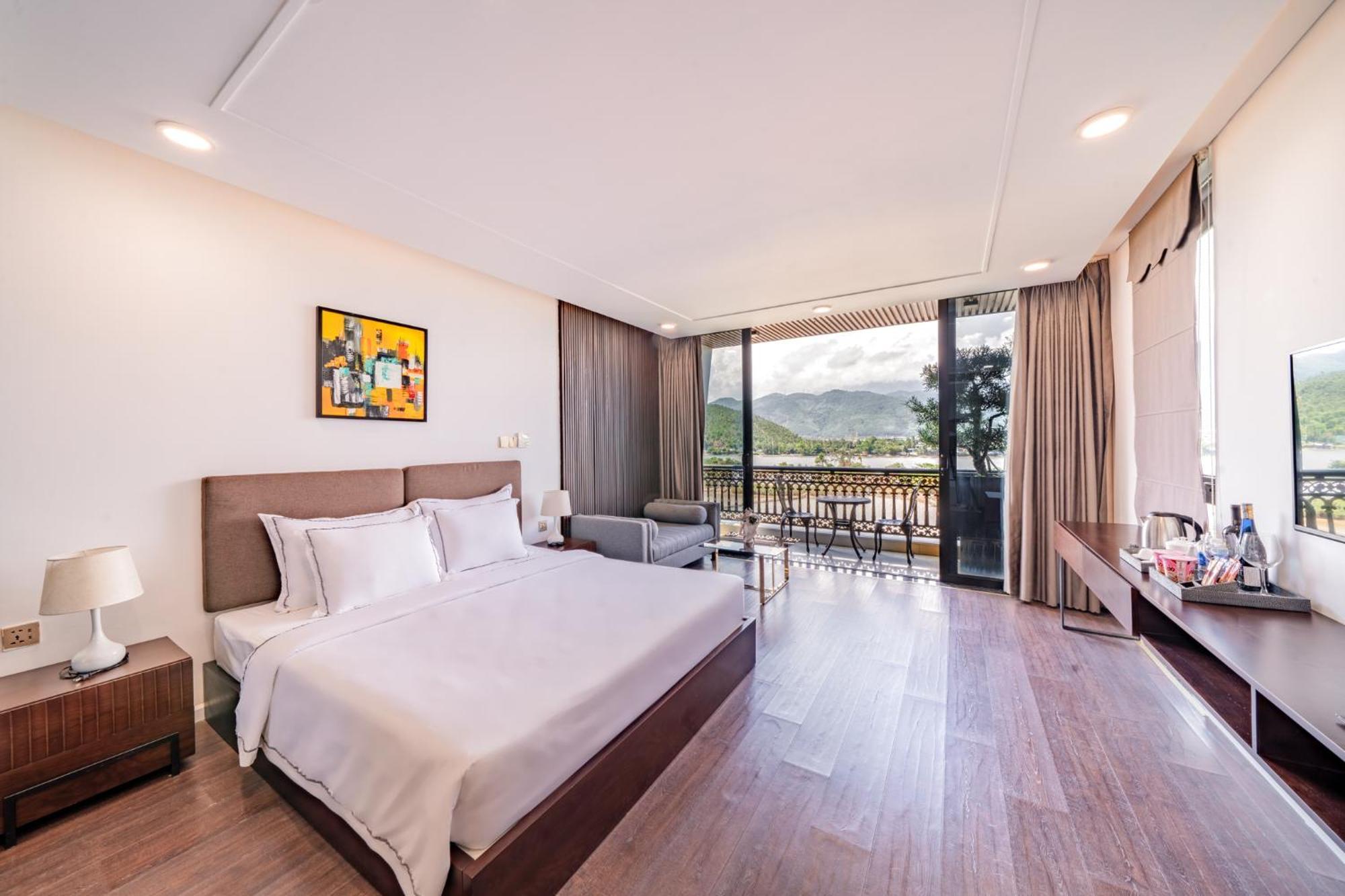 Cami Riverside Resort Da Nang Eksteriør billede